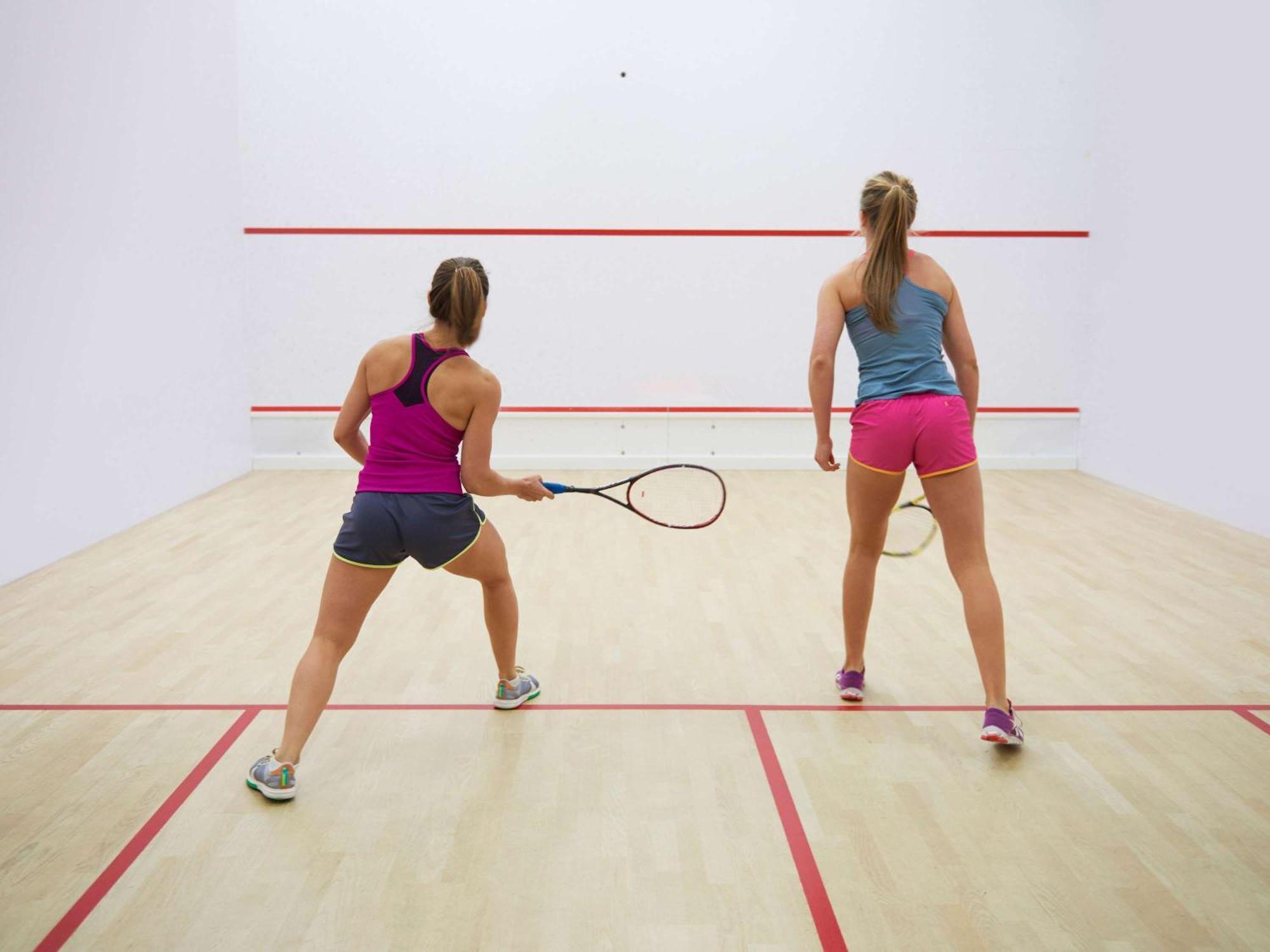 Sofitel Bahrain Zallaq Thalassa Sea & Spa Manama Exterior photo Squash doubles