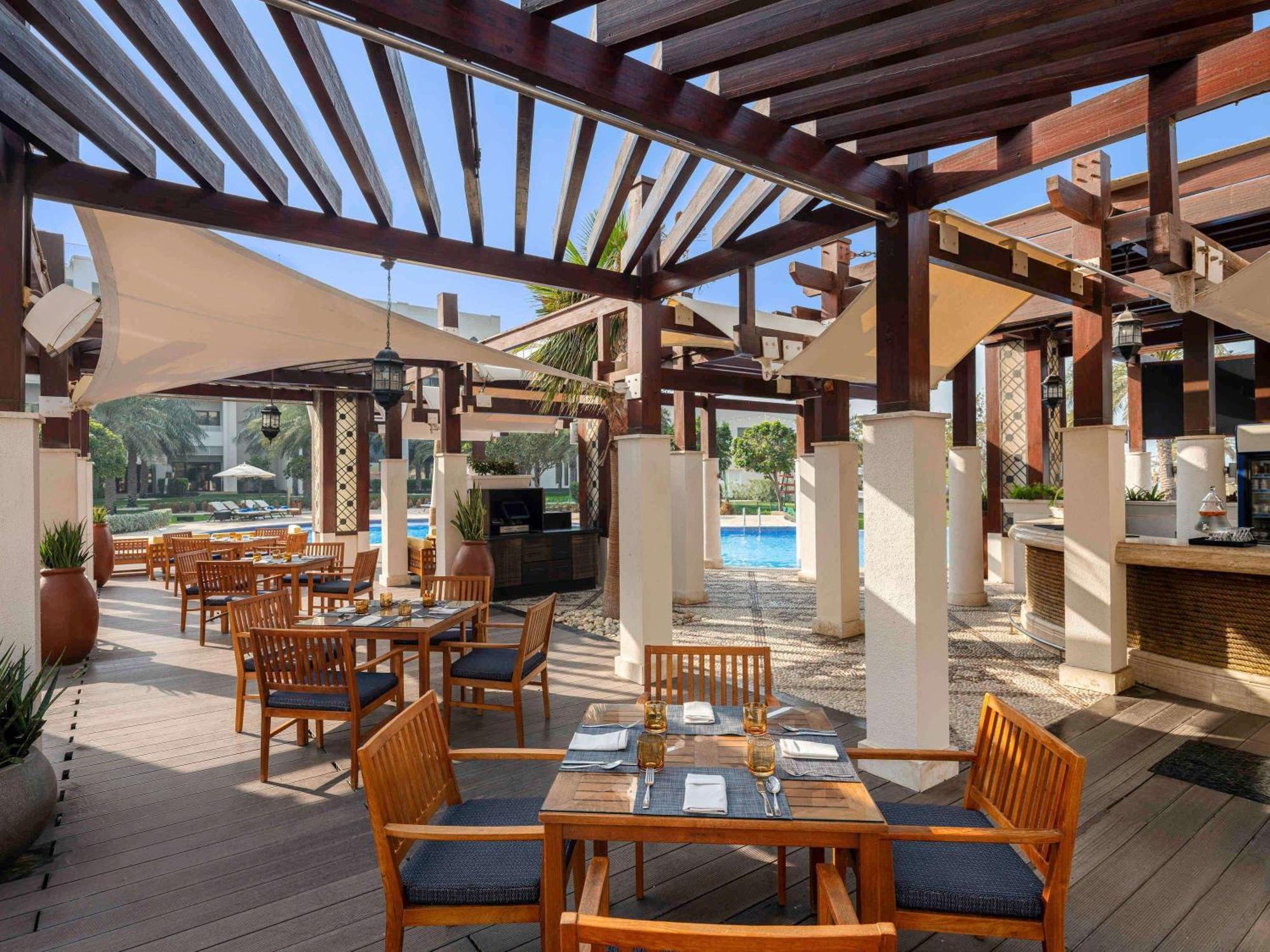Sofitel Bahrain Zallaq Thalassa Sea & Spa Manama Exterior photo The Beach Club