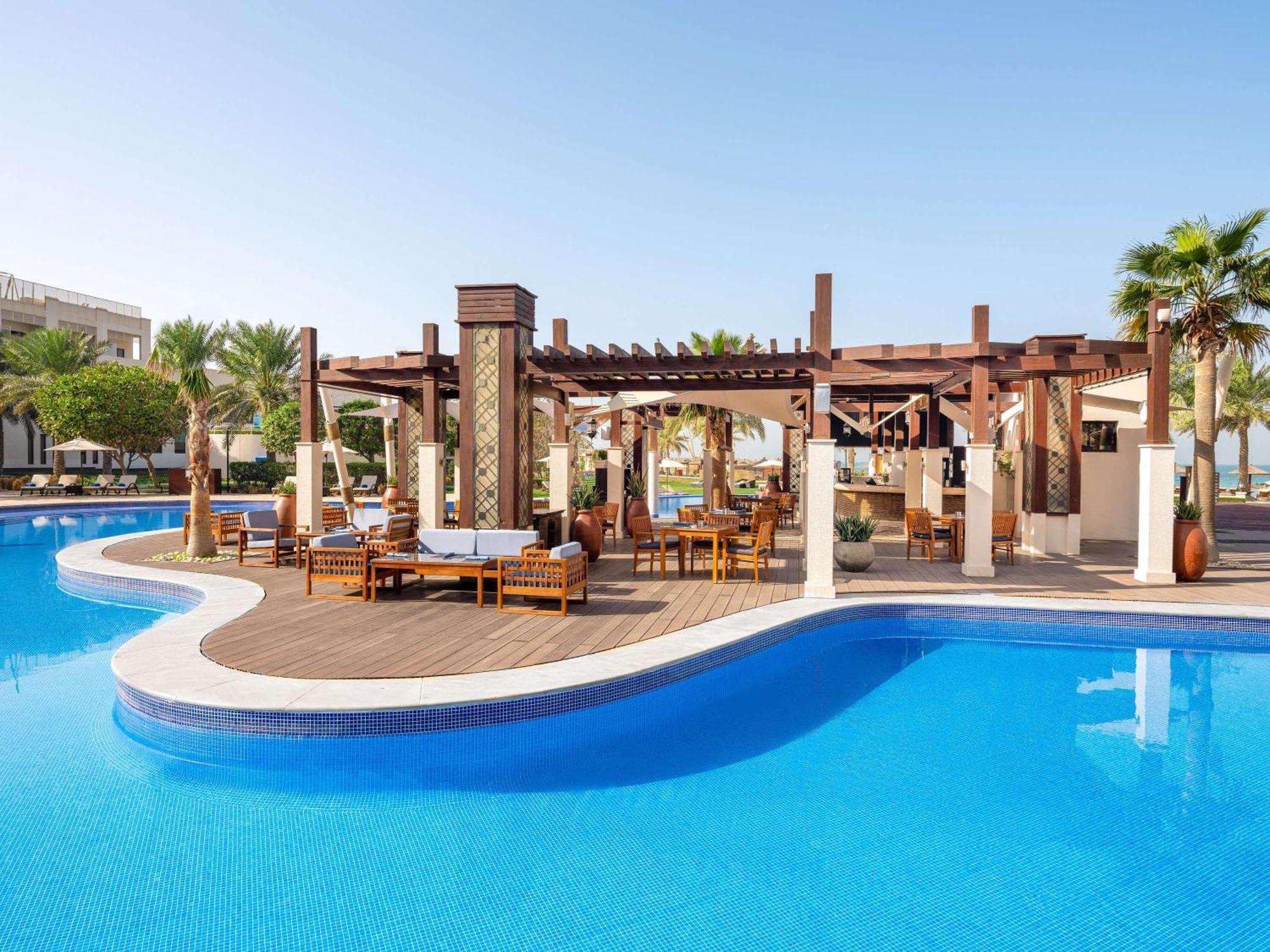 Sofitel Bahrain Zallaq Thalassa Sea & Spa Manama Exterior photo The swimming pool at the resort
